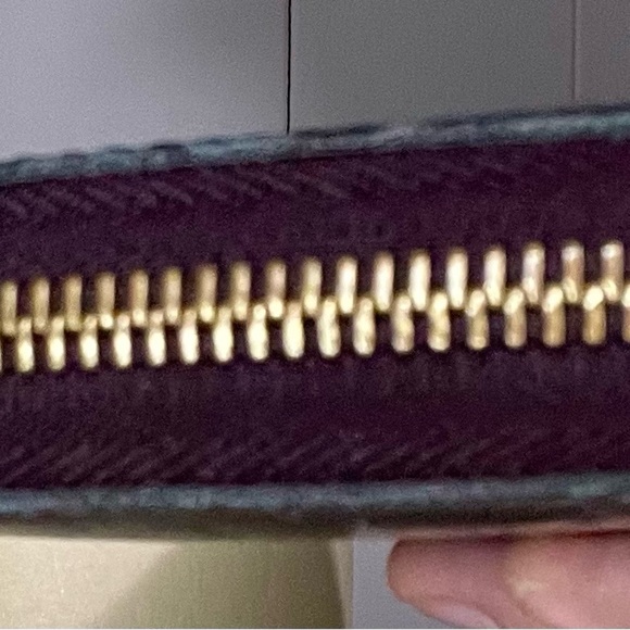 Louis Vuitton Monogram Vernis Wallet - wine color - Picture 9 of 11